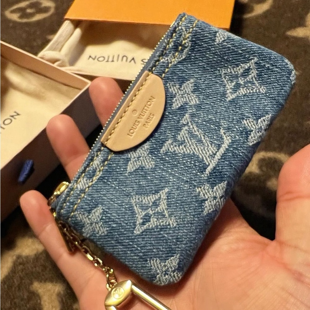 Jean Wallet